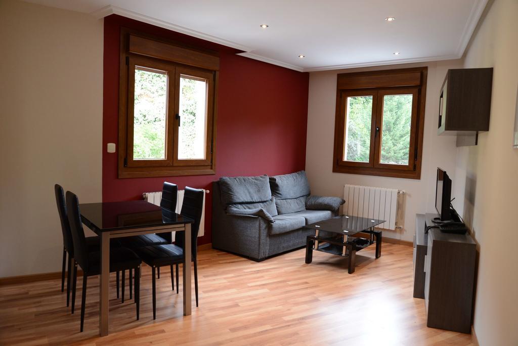 Apartamentos El Rincon De Limes Кангас-дель-Нарсеа Номер фото